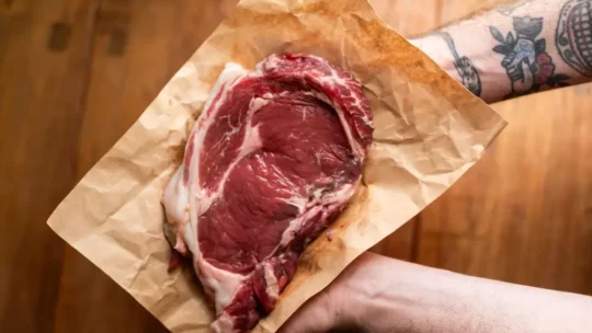 De l’élevage à l’assiette : comment reconnaître une viande de bœuf de qualité